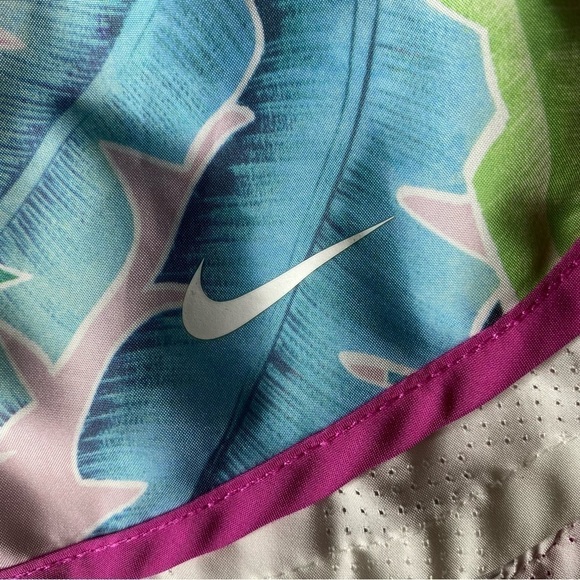 Nike Tropical Print Running Shorts. Size Small - Picture 5 of 7